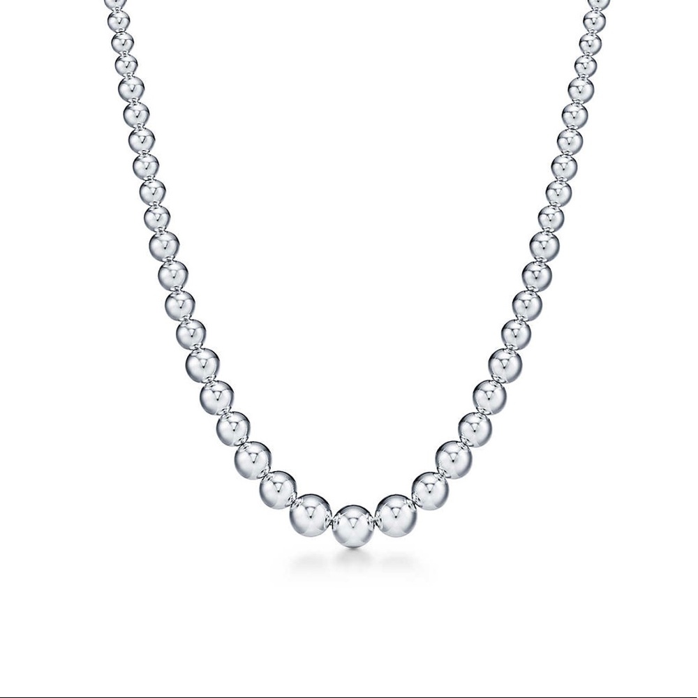 EUC Tiffany & Co. graduated bead necklace